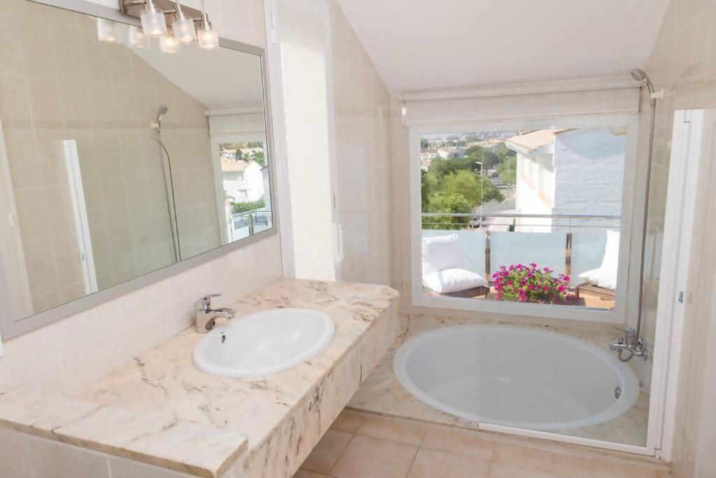 Casa 11 Parc Sant Ramon Descanso Y Armonia ซากาโร ภายนอก รูปภาพ